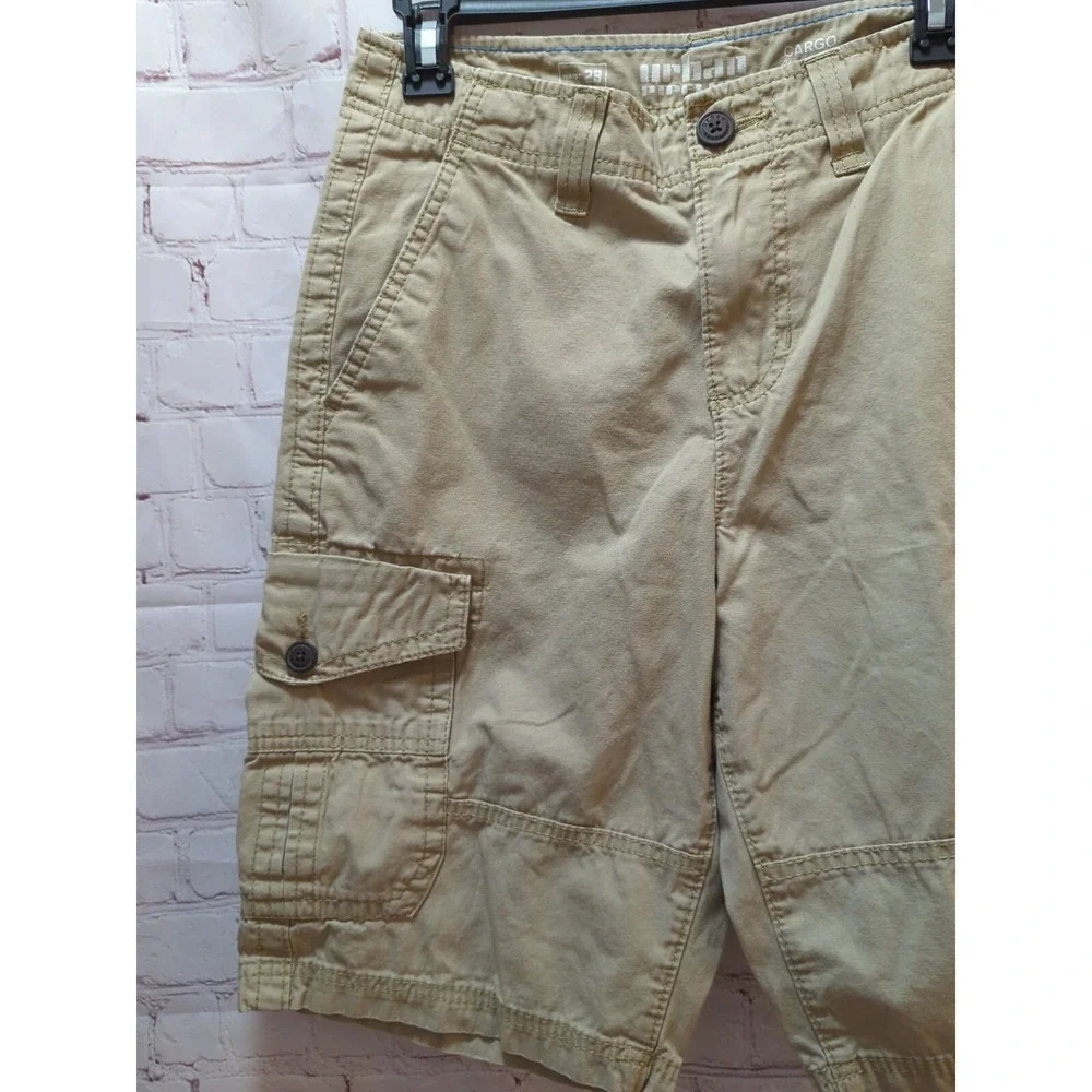 Urban Pipeline men's 29 Khaki cargo shorts tan cotton‎ classic length